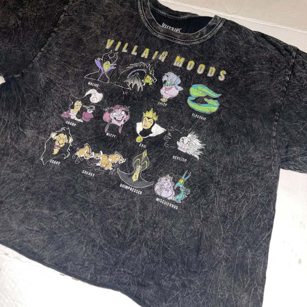 Disney Women Villains Mood Black Graphic Crewneck Sweatshirt Size Large - Picture 1 of 5